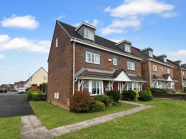 House for sale in Llangennech, Wales