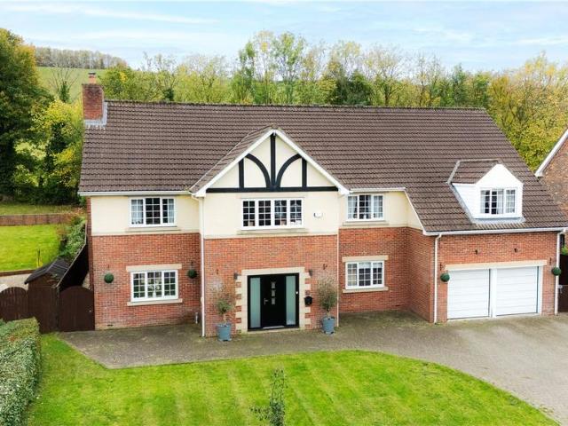 House for sale in Esh