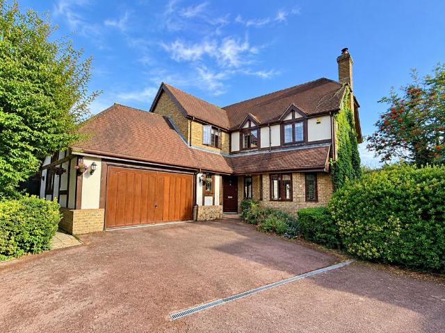 House for sale in London Borough of Croydon, Greater London