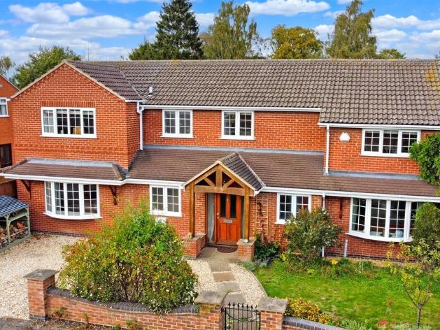 House for sale in Alverton, East Midlands