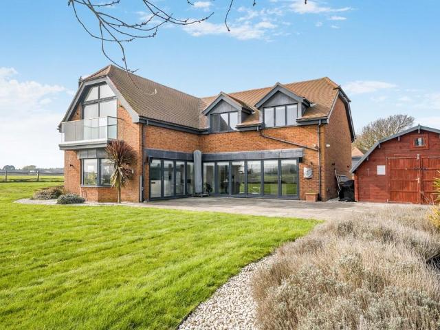 House for sale in Rose Green, Clapham