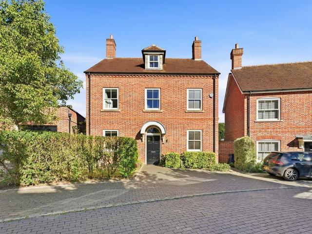 House for sale in Beaconsfield, Penn Bottom
