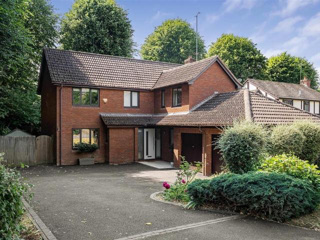 House for sale in Ewens Farm, Golden Valley