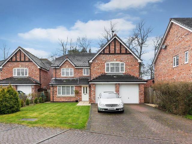 House for sale in Mossley, Congleton
