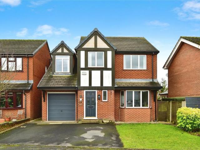 House for sale in Sandbach Heath, Sandbach