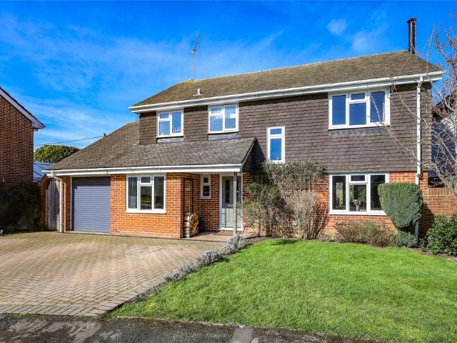 House for sale in Littlecote, West Sussex