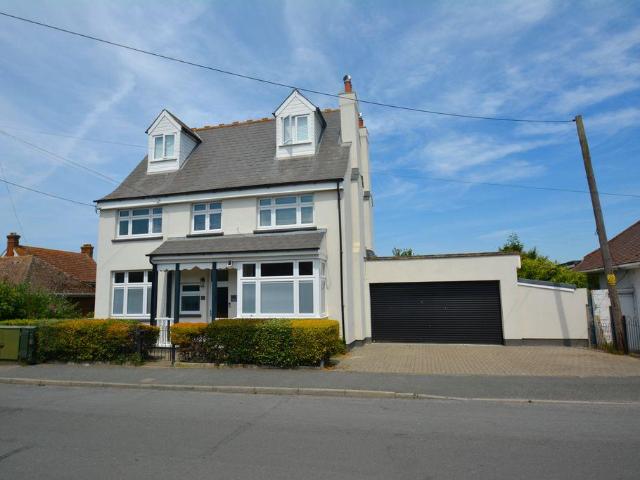 House for sale in Minster-on-Sea, Oad Street