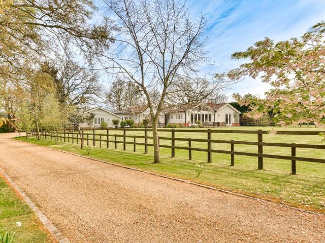 House for sale in Duton Hill, Essex