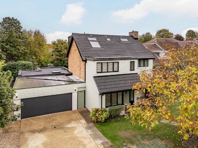 House for sale in Pachesham Park, Surrey