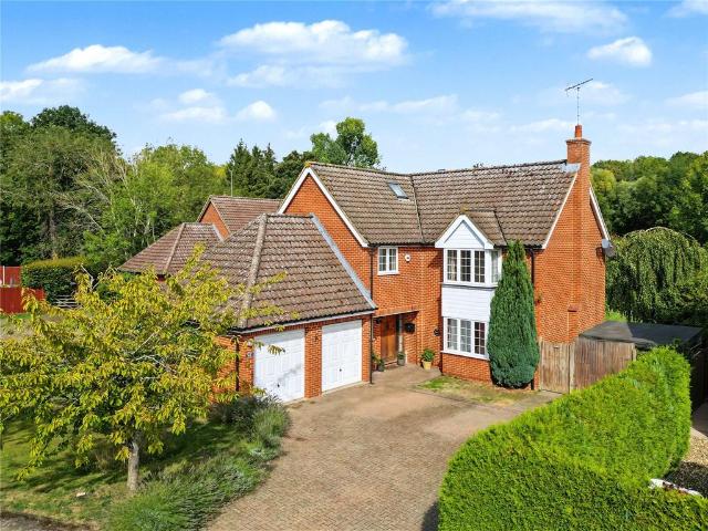 House for sale in Watton-at-Stone, East Hertfordshire