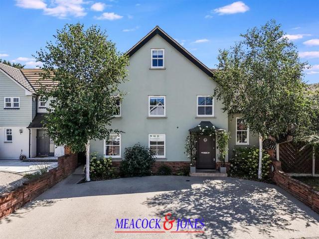 House for sale in The Bonners, Orsett