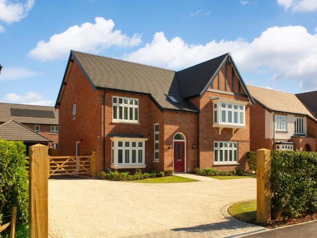House for sale in Elmfield, Leicestershire