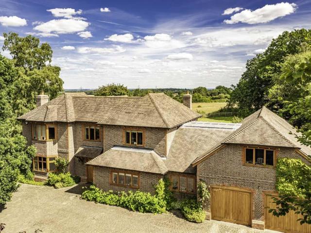 House for sale in Upper Basildon, West Berkshire