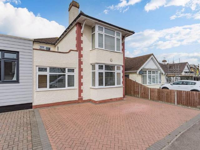 House for sale in South Tankerton, The Bridge