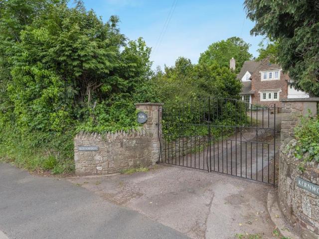House for sale in Trewen
