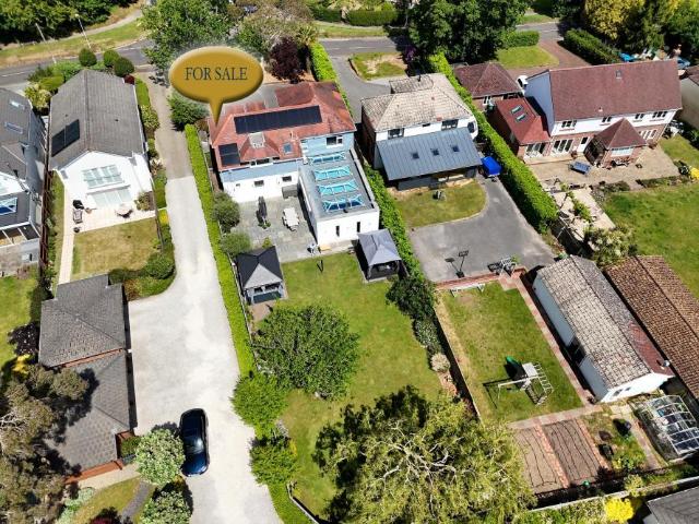 House for sale in Oakley, Merley