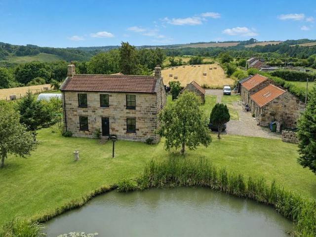 House for sale in Staithes, North Yorkshire