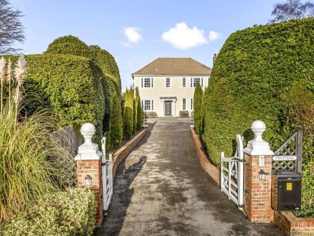 House for sale in Horsham, West Sussex