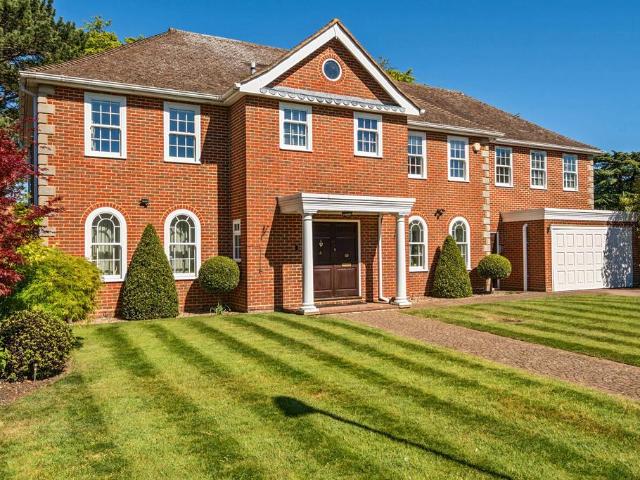 House for sale in Bickley, Greater London