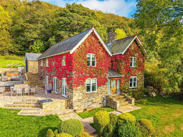 House for sale in Ewden Village, Sheffield