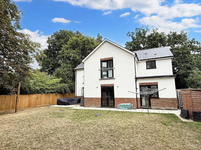 House for sale in Hythe and Dibden, Ashurst Bridge