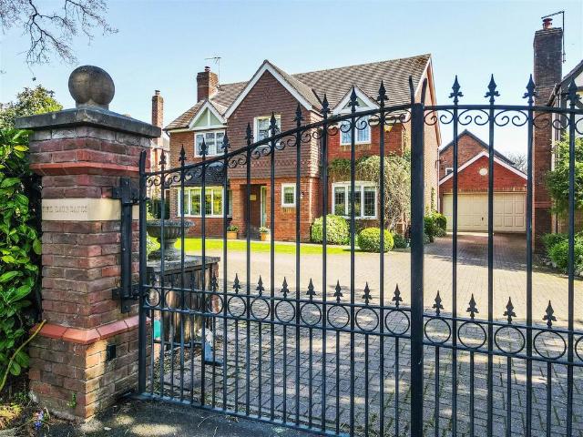 House for sale in Dorridge, West Midlands