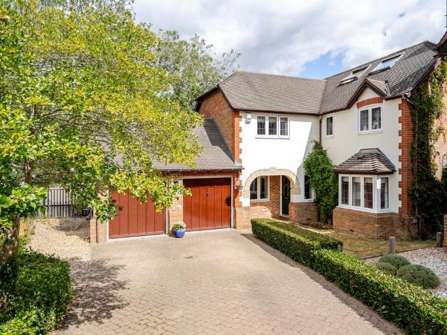 House for sale in Shenley Church End, Milton Keynes