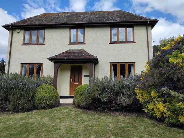 House for sale in Axmouth, Budlake