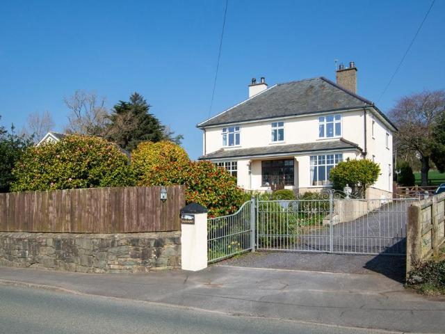 House for sale in Llanystumdwy
