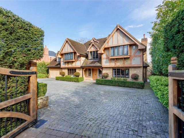 House for sale in Radlett, Hertfordshire