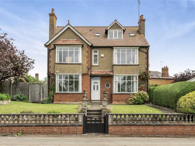 House for sale in Earls Barton