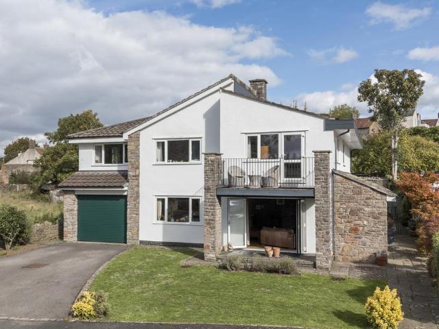House for sale in Olveston