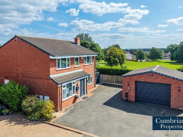 House for sale in Morton
