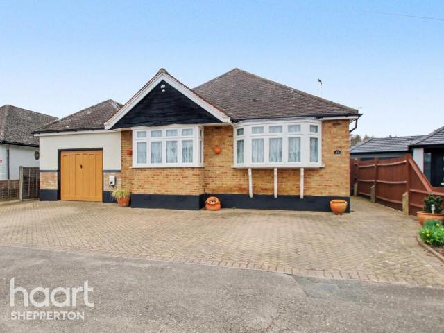 House for sale in Lower Halliford, Surrey