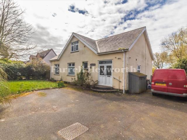 House for sale in Cabus, Lancashire