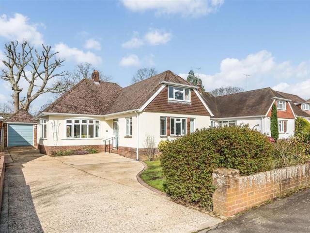 House for sale in Spring Vale, Hampshire