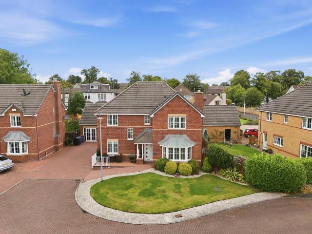 House for sale in Victory Gardens, Renfrew