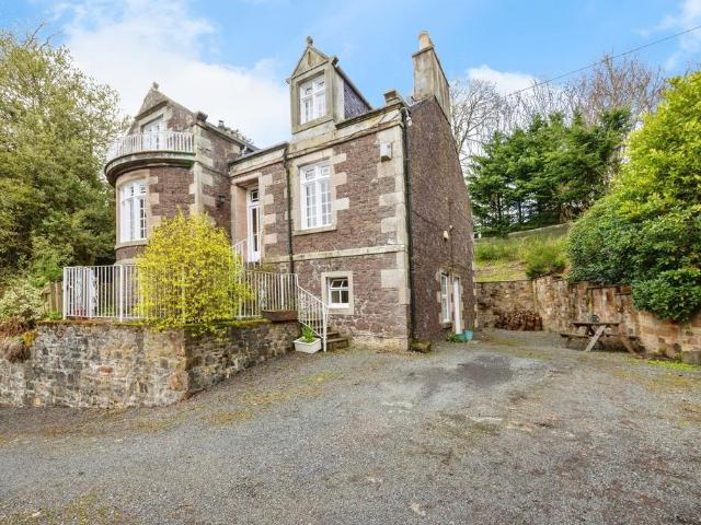 House for sale in Biggar, Scotland
