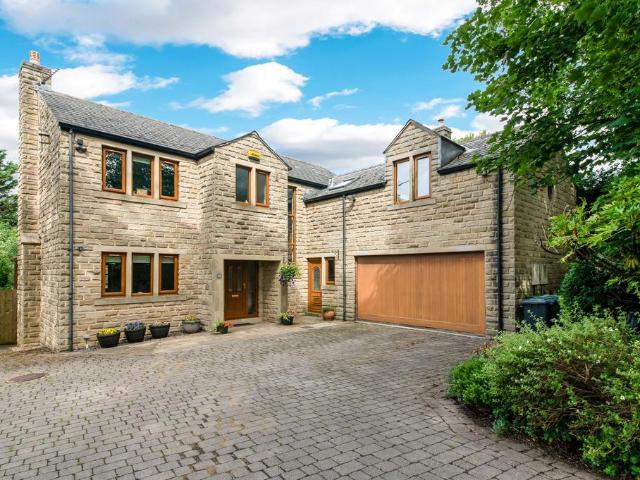 House for sale in Netherton, Berry Brow