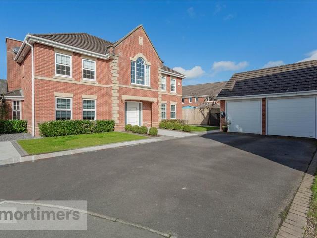 House for sale in Calderstones, Paradise