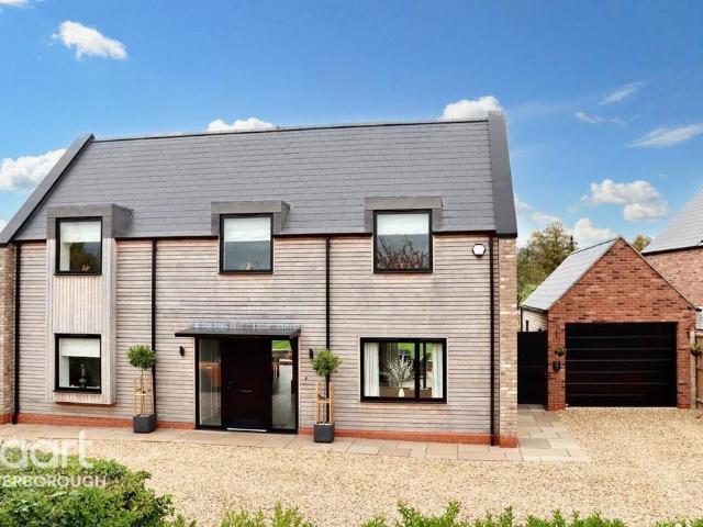 House for sale in Huntingdon, Cambridgeshire