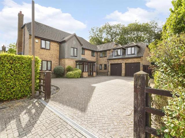 House for sale in Bletchley, Milton Keynes