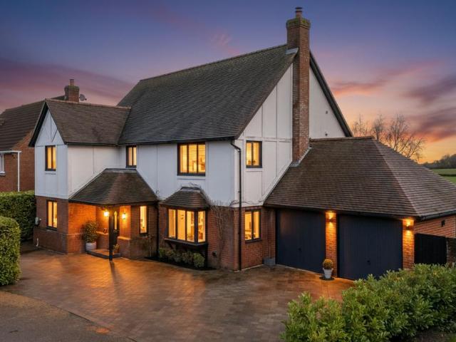 House for sale in Duton Hill, Essex