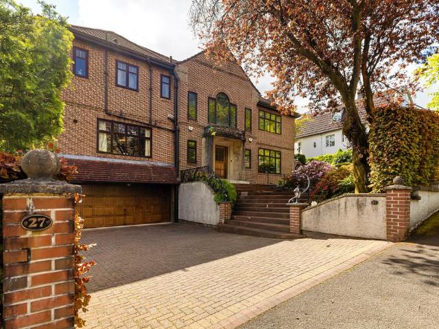 House for sale in Bearsden, Scotland