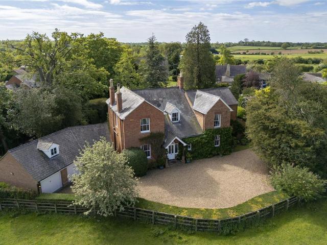 House for sale in Buckinghamshire