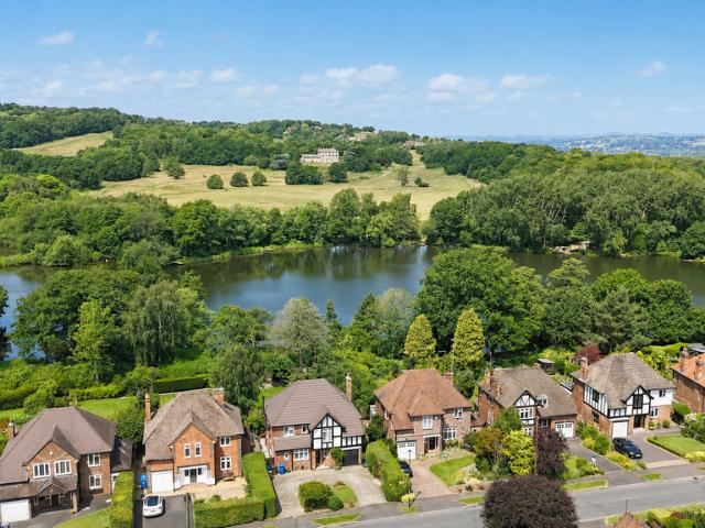House for sale in Allestree, East Midlands