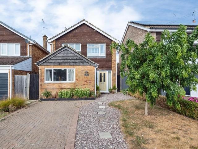 House for sale in Potterspury, Northamptonshire