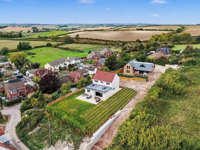 House for sale in Shitterton, Bere Regis