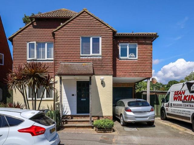 House for sale in Cross In Hand, East Sussex