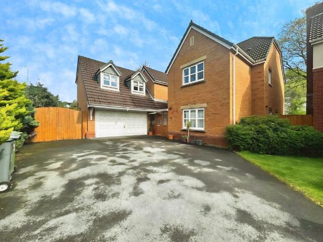 House for sale in Overchurch Hill, Upton
